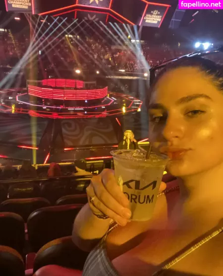 Elisabeth Marchini OnlyFans Thumbnail #aNSLIHdpXq