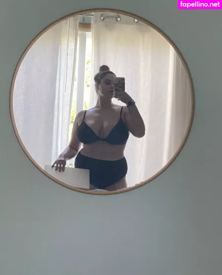 Elisabeth Marchini OnlyFans Thumbnail #bJkqjuLqZu
