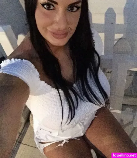 Elisabetta Mediterraneagirl OnlyFans Thumbnail #0oztvorBtu