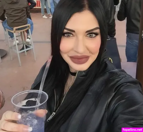 Elisabetta Mediterraneagirl OnlyFans Thumbnail #L2NKH5w2xy
