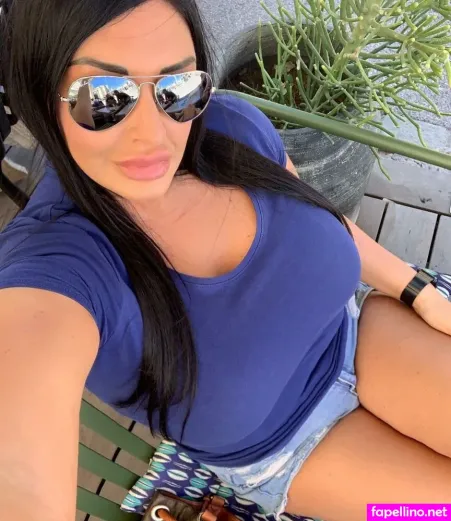 Elisabetta Mediterraneagirl OnlyFans Thumbnail #dntsqlZKAy