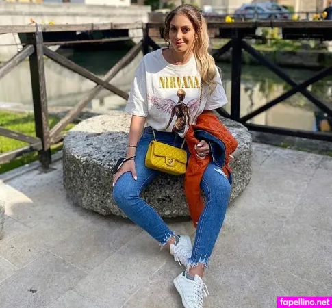 Elisabetta Sterni OnlyFans Thumbnail #hwrjxH7cmP