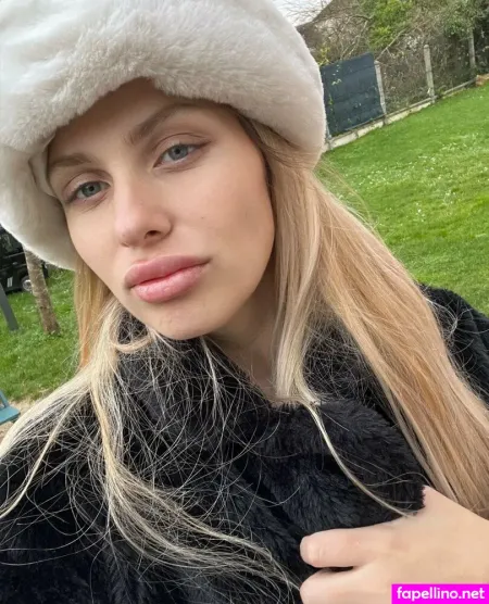 Elisablonde Main Profile Photo