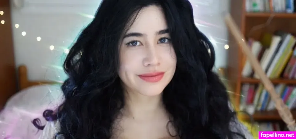 Elise Asmr Main Profile Photo