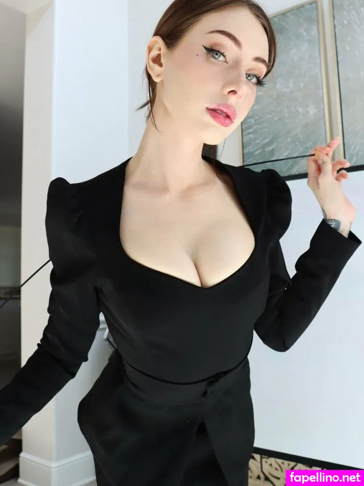 Ellie, elaurenne, eliselaurenne Nude Leaked OnlyFans Photo #3iOGBCylKo