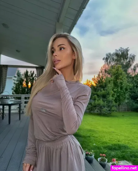 Elise Luna7 Vip OnlyFans Thumbnail #anLdniv8GC