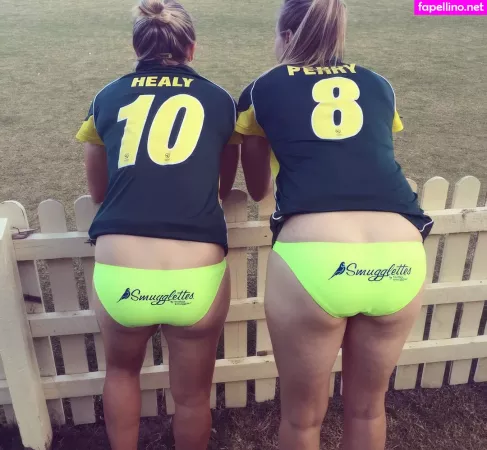 Elise Perry Main Profile Photo