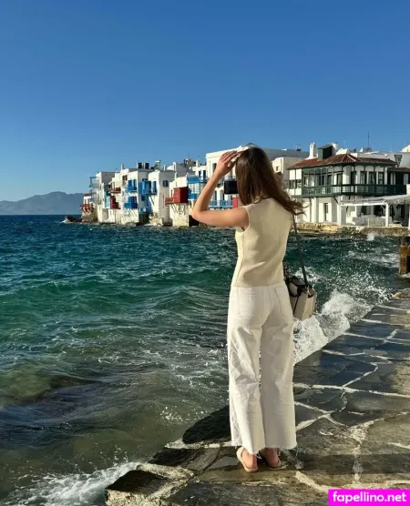 Elisees OnlyFans Thumbnail #A8q6a8h25R