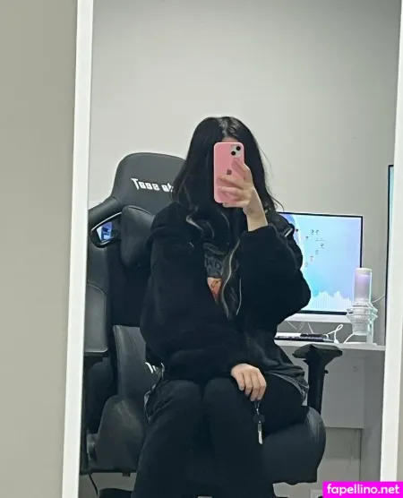 Eliseloops OnlyFans Thumbnail #r7FyAw07gU