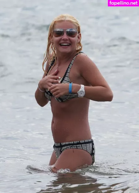 Elisha Cuthbert OnlyFans Thumbnail #NoJtxe7x0T