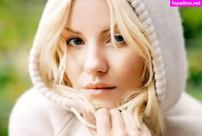 Elisha Cuthbert OnlyFans Thumbnail #zets4wZ5KR