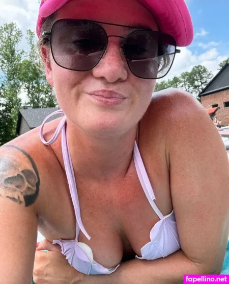 Elisha Helton Main Profile Photo