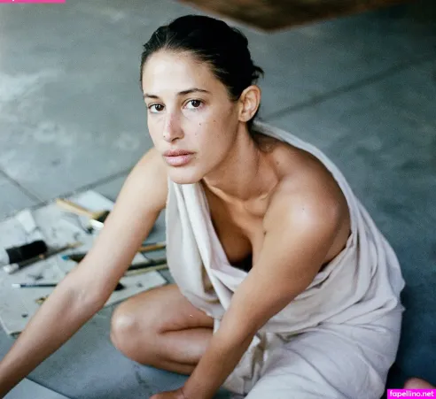 Elisheva Revah OnlyFans Thumbnail #0UtKN7Qeud