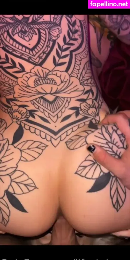 Elisvault OnlyFans Thumbnail #iAVdJAFq5v