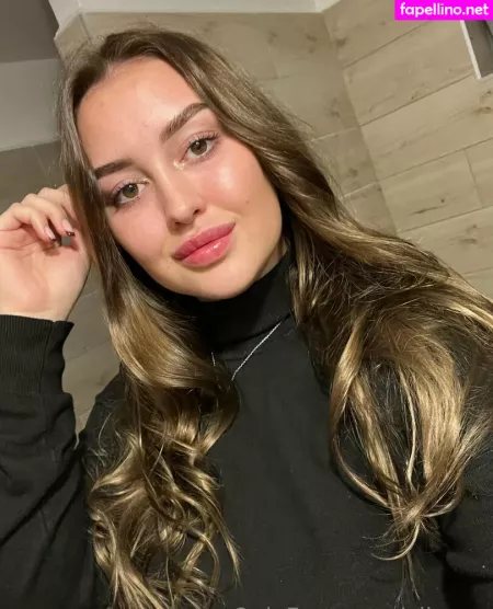Eliz Gry 3 OnlyFans Thumbnail #cobrIKh2s1