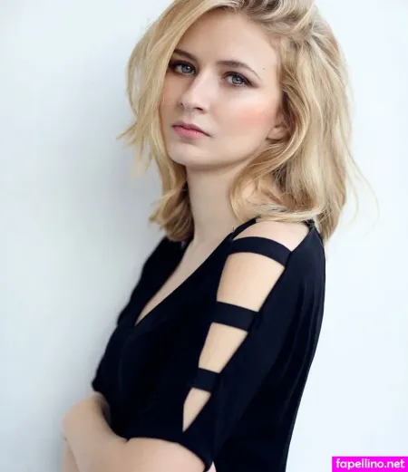 Eliza Bennett OnlyFans Thumbnail #Q30e2svF4R