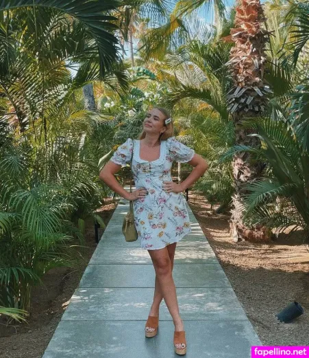 Eliza Bennett OnlyFans Thumbnail #d30HcKaTKo