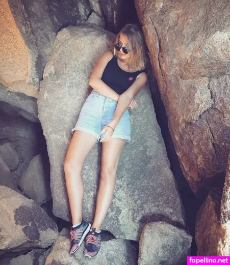 Eliza Bennett OnlyFans Thumbnail #xGNyfXdYG7