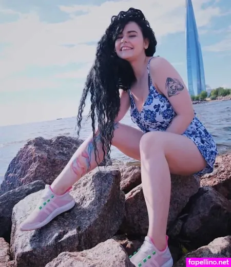 Eliza Cabani OnlyFans Thumbnail #WYsHaRCeek