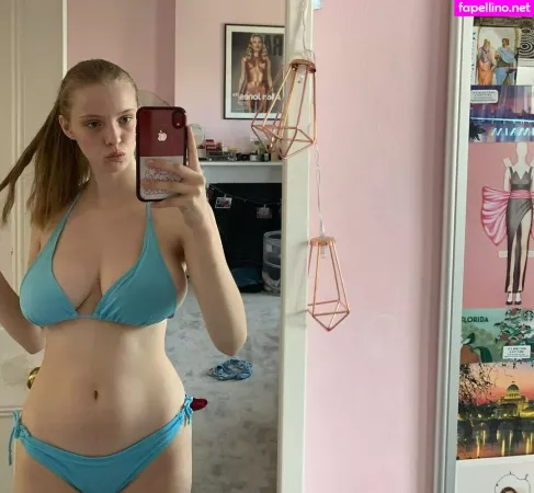 Eliza Goldsmith OnlyFans Thumbnail #4XrXgzLBse