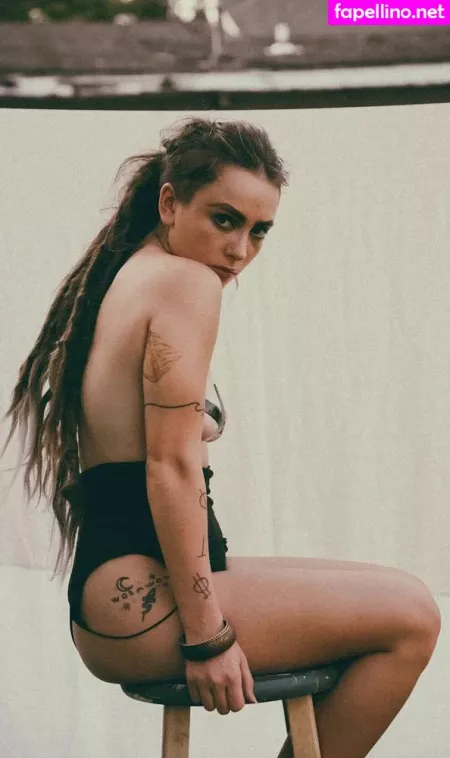 Eliza Grace OnlyFans Thumbnail #IImSmSj6v9