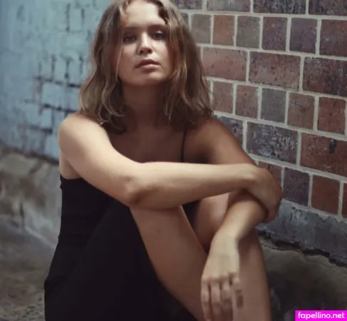 Eliza Scanlen Main Profile Photo