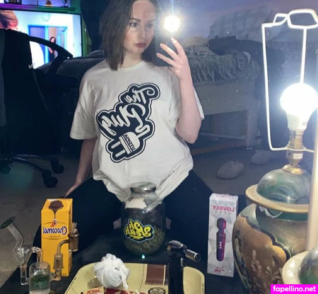 Eliza_smoke_420, eliza_smoke420, https: Nude Leaked OnlyFans Photo #LGnLQVkBgy