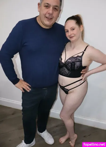 Eliza Smoke420 OnlyFans Thumbnail #2rofzldiFg