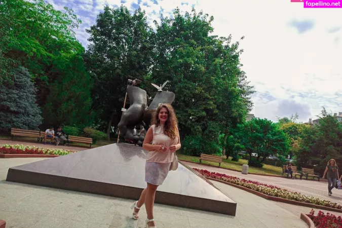 Eliza Stefanova OnlyFans Thumbnail #0giOpYBii2