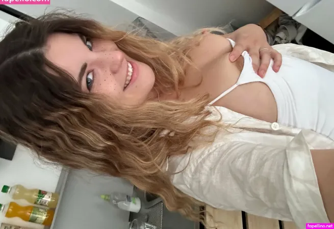 Elizaabt01 OnlyFans Thumbnail #i2KErEuxQ7