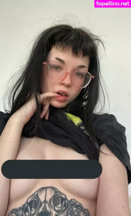Elizabeafree OnlyFans Thumbnail #0oKeeIkmKh