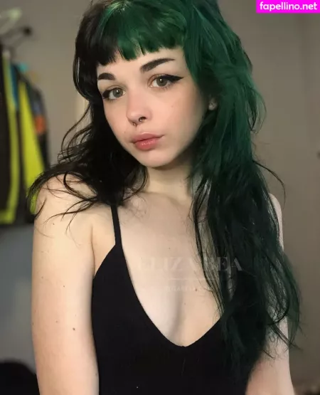 Elizabeafree OnlyFans Thumbnail #nPCUaws5kg