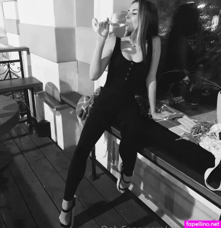 Elizabet Ua OnlyFans Thumbnail #AHzMVEMiYl