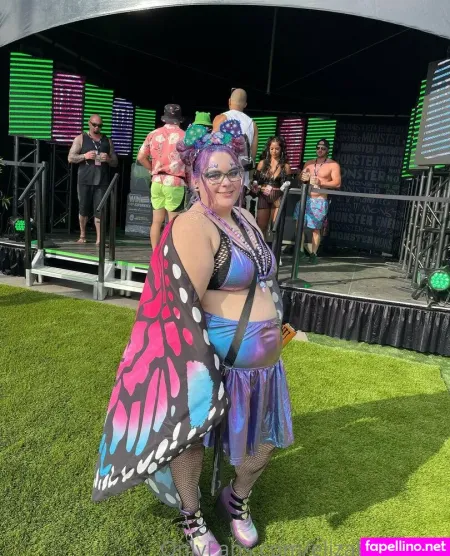 Elizabeth 222 OnlyFans Thumbnail #Z8XACNUs1c