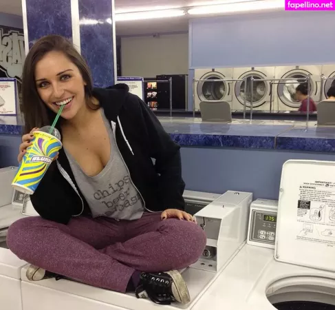 Elizabeth Barela OnlyFans Thumbnail #VTClK3qdUr