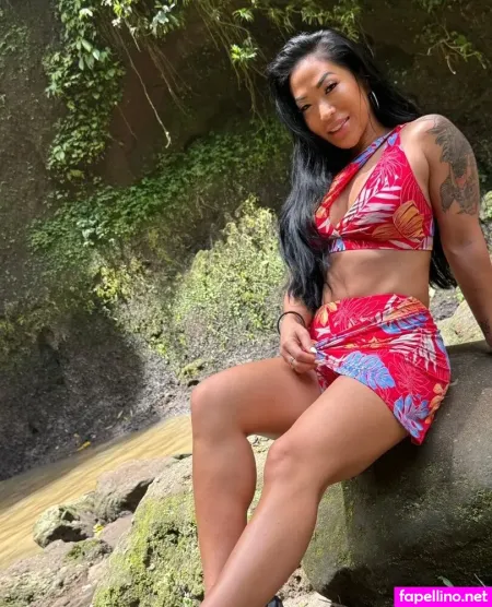 Elizabeth Carson OnlyFans Thumbnail #wt4QqFxVUH