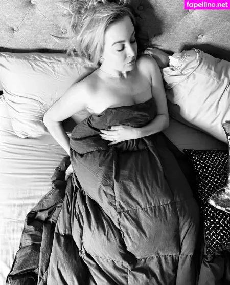 Elizabeth Castravet OnlyFans Thumbnail #XmN2Pntxh1