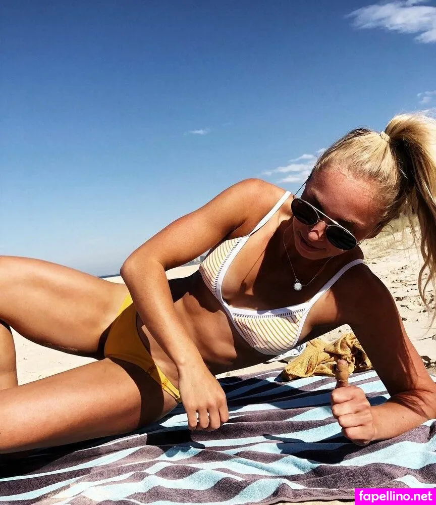 Liz Clay, lizclay_ Nude Leaked OnlyFans Photo #48hEdOfoSU