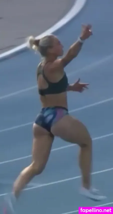 Elizabeth Clay OnlyFans Thumbnail #iVZxfZb3QL