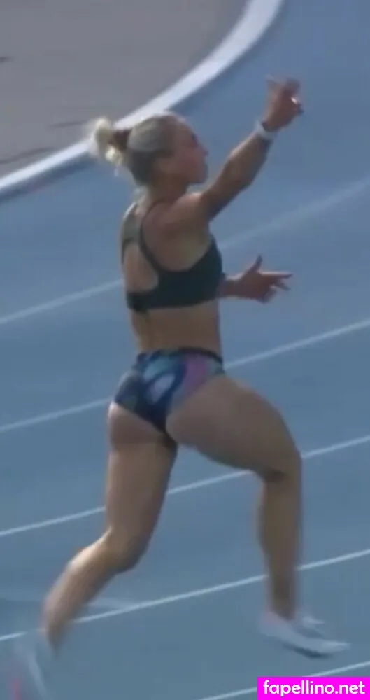 Liz Clay, lizclay_ Nude Leaked OnlyFans Photo #iVZxfZb3QL