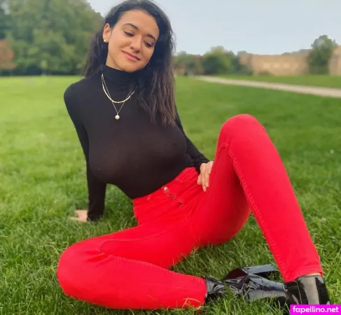 Elizabeth Danu OnlyFans Thumbnail #wZ00hJ99hk