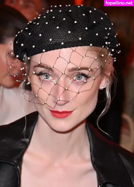 Elizabeth Debicki OnlyFans Thumbnail #5r8QxOkaMT