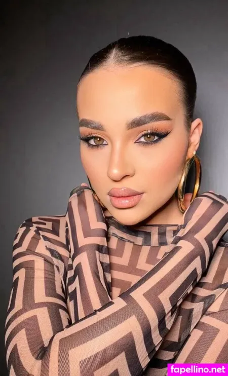 Elizabeth Dreamm OnlyFans Thumbnail #5PuzS8emDu