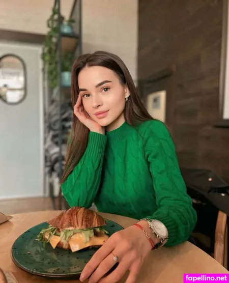 Elizabeth Dreamm OnlyFans Thumbnail #VixJRlZH77