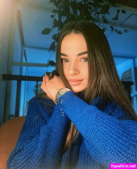 Elizabeth Dreamm OnlyFans Thumbnail #plx3anT0bt