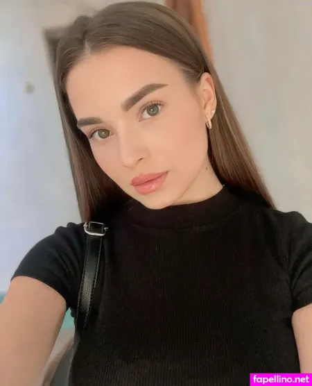 Elizabeth Dreamm OnlyFans Thumbnail #qogUqBmhaS