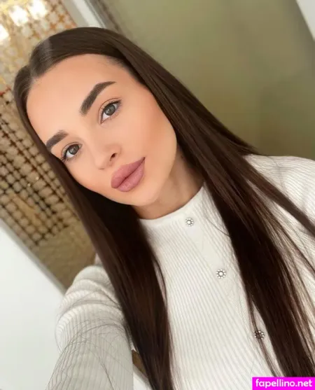 Elizabeth Dreamm OnlyFans Thumbnail #vtw2RSLzmT