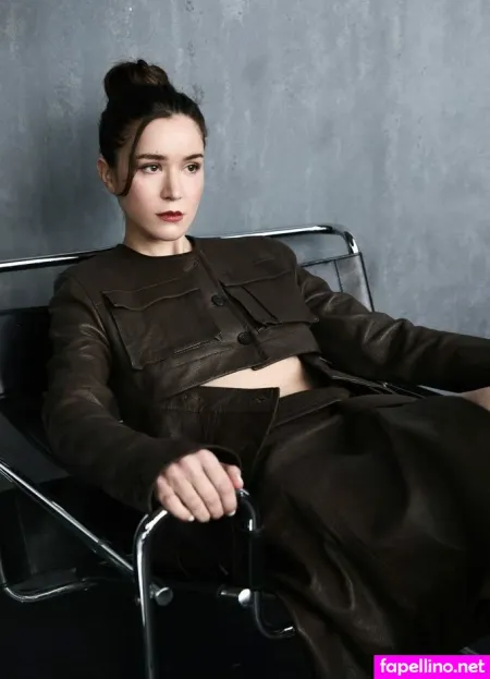 Elizabeth Dulau OnlyFans Thumbnail #APkaIBwylf