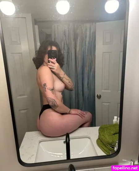 Elizabeth Eves OnlyFans Thumbnail #lhJEO11ijq