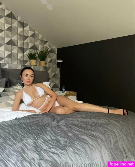 Elizabeth Fox OnlyFans Thumbnail #GQYhw8TeLE